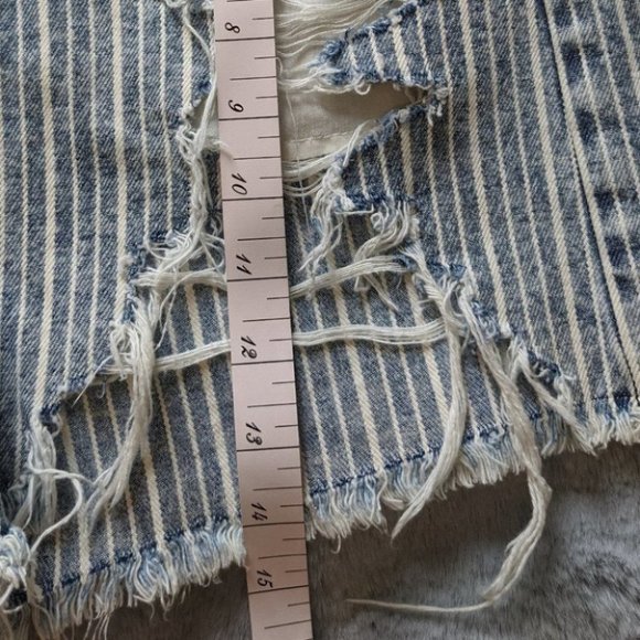 American Eagle  Distressed Striped Jeans NW… - Picture 4 of 7